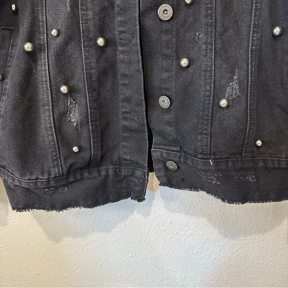 The Style Between Us Women's Black Denim Jacket with Stud Accents